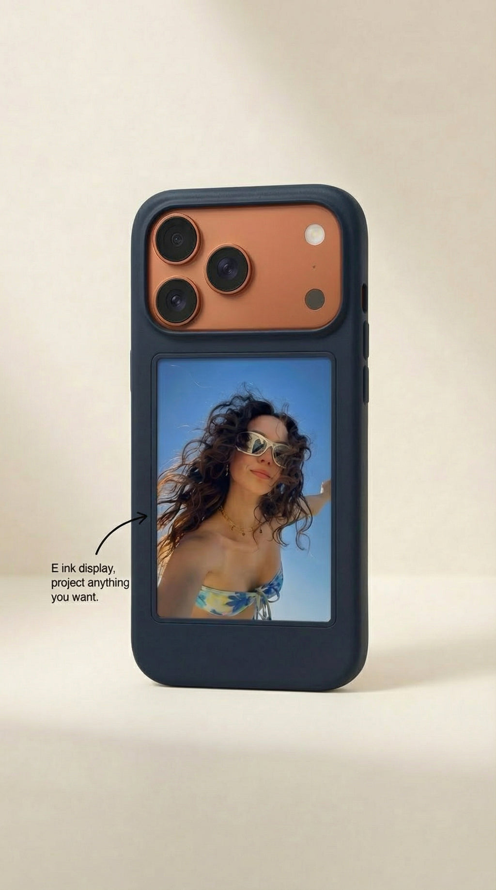 E Ink™ Display Case